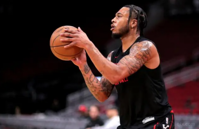 火箭从毒蛇队召回惠特摩尔等3人