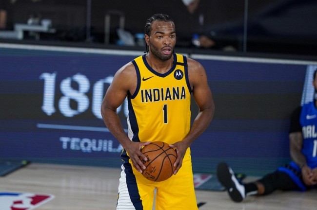 沃伦，特纳和奥拉迪波将缺席明日与热火比赛