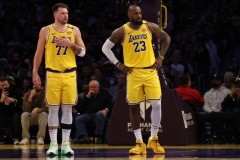 东詹合砍65分 湖人送灰熊3连败