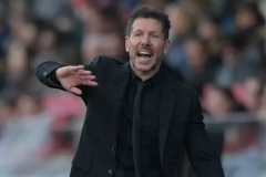 西蒙尼向维尼修斯道歉 并声明不求原谅