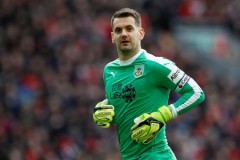 镜报：伯恩利正在寻求希顿的替代者