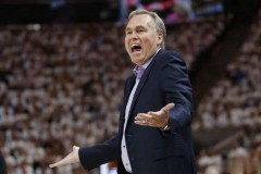 德安东尼火箭谈判 德帅还有一年执教时间