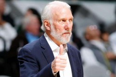 前马刺教练辱骂波波维奇 范乔丹背锅