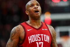 火箭老板费尔蒂塔表示还未着手塔克提前续约工作