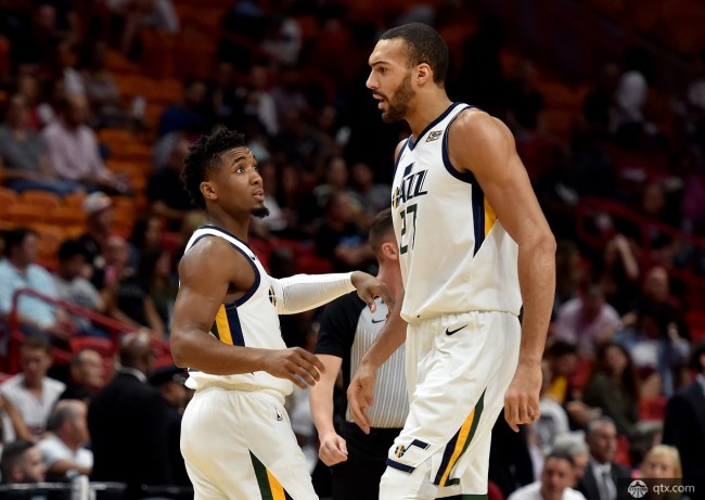 戈贝尔和米切尔已从新冠中痊愈