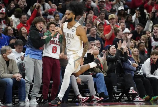 曝科比·怀特明夏寻求3000万合同