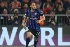 恰尔汗奥卢确认留队 国米中场核心坚守蓝黑军团