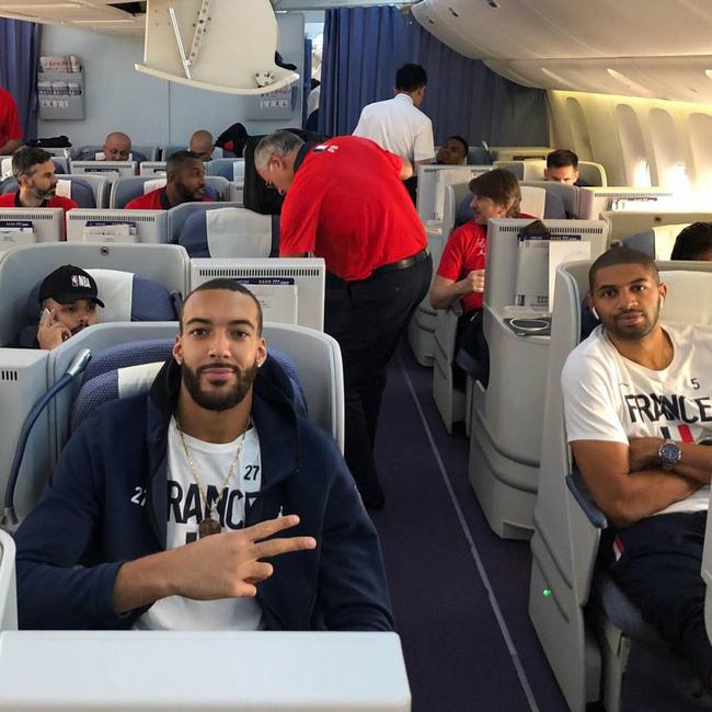 法国男篮戈贝尔 篮板下的王者