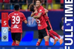中超成都蓉城5-0深圳新鹏城 韦世豪严鼎皓罗慕洛分别贡献传射