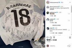 A费社媒晒首秀球衣 首发出战