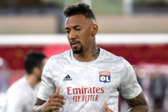 博阿滕谈自己的未来 并对莱万的离开发表观点