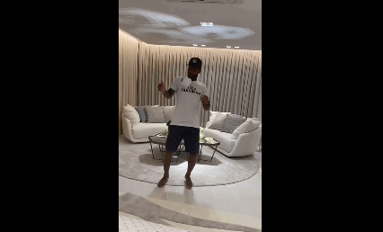 特谢拉挑战颠卷筒纸