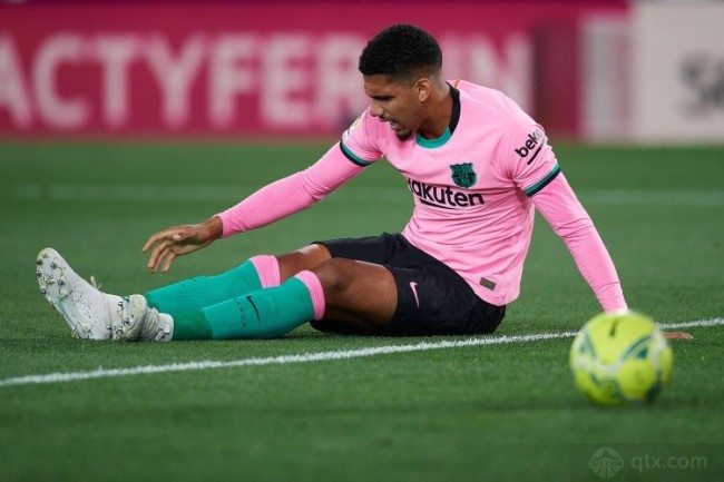 阿劳霍明日手术并预计伤缺4个月