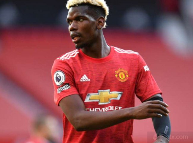 法国中场核心博格巴