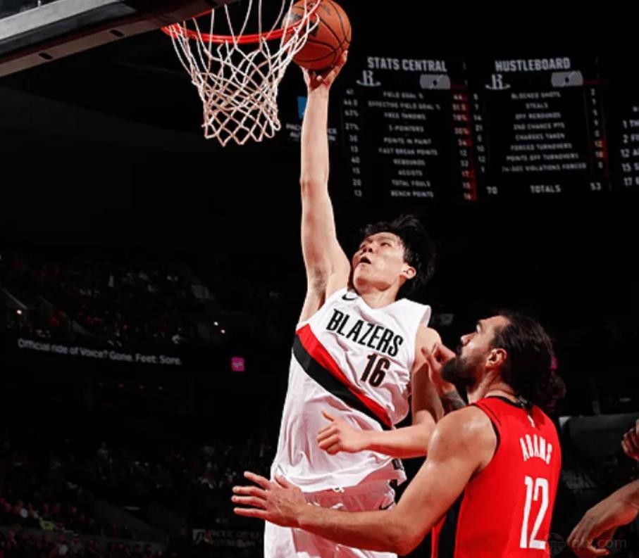 杨瀚森连续7场获得出战机会