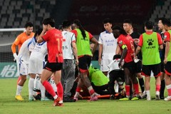 中甲苏州东吴球员胡靖已苏醒 球员在比赛中突然晕厥