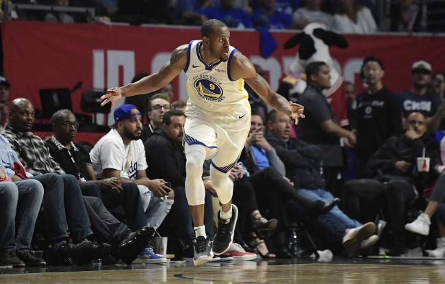 独行侠用考特尼李和二轮签报价伊戈达拉遭拒