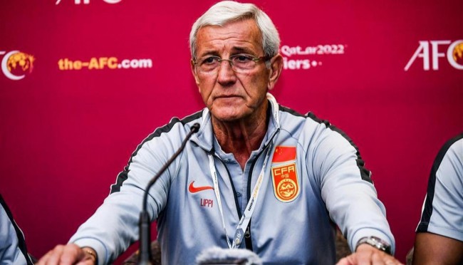 里皮更衣室失控