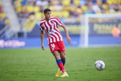 曝国米关注马竞边卫莫利纳 与巴萨竞争坎塞洛失败