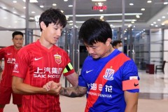 中超战报上海申花2-0上海海港取两连胜  杨旭打破进球荒