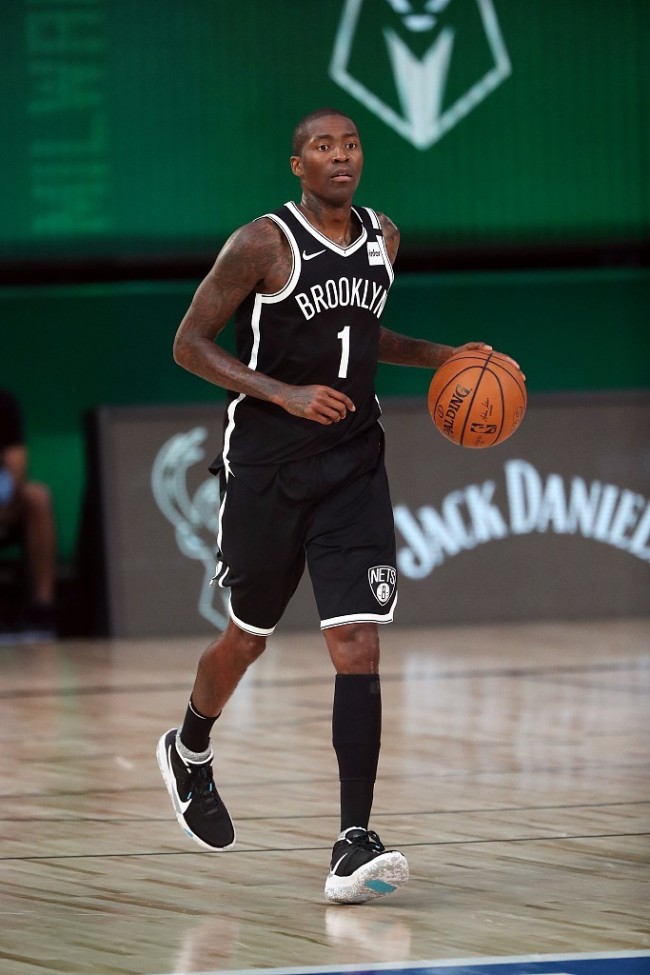 克劳福德腿筋受伤将缺席数场比赛