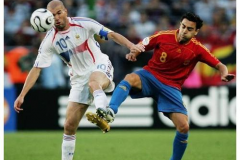 齐达内和哈维谁历史地位高 综合实力见真招