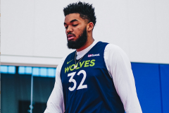 森林狼119-100轻取活塞 唐斯28+8率队大胜送活塞三连败