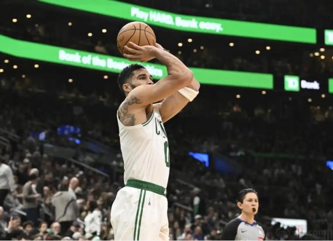 塔图姆绝杀鹈鹕