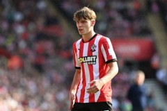 记者：曼联等多队有意迪布林 德转身价2500万欧