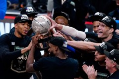 东部决赛G6：雄鹿VS老鹰篮球比赛全场回放及视频直播集锦