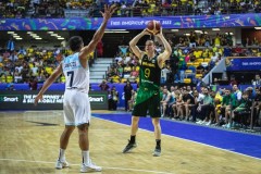 阿根廷男篮2分险胜巴西男篮 夺得队史第三次美锦赛冠军