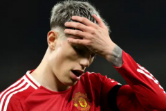 加纳乔被曝用AI撰写告别词 引发曼联球迷批评