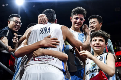 斯科拉选择不退役