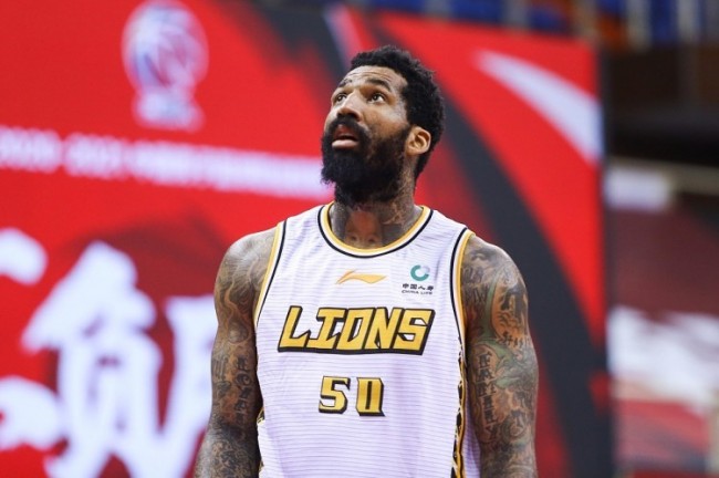 浙江广厦外援钱德勒离开诸暨赛区