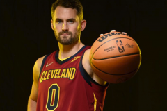 76人只能给乐福老将底薪 而热火可提供中产合同