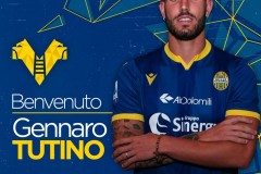 官方：维罗纳租借那不勒斯前锋图蒂诺