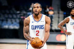 快船115-96轻取猛龙 快船六人得分上双送猛龙四连败