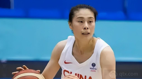 中国女篮球员王思雨