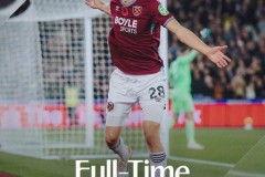 英超西汉姆联3-2伯恩利 威尔逊、绍切克破门 彼得斯建功