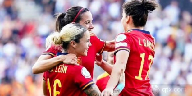西班牙女足队员们