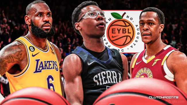 詹姆斯现身执教二儿子