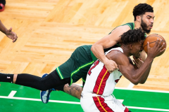 热火锁定季后赛资格 凯尔特人将面临打附加赛