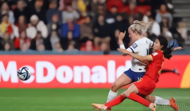 中国女足vs英格兰女足