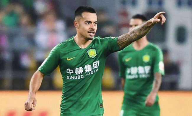 归化球员实力分析：李可和布朗宁谁更强？