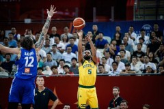 米尔斯24+6萨托兰斯基13+9+13 澳大利亚轻取捷克晋级四强