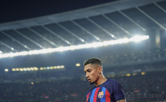 巴萨无意出售拉菲尼亚