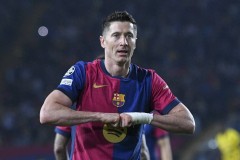 记者：莱万和巴尔德仍在恢复 欧冠能否出战待定