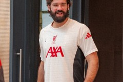 阿利松已回归利物浦 缺席球队季前赛