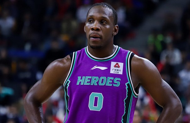 曝哈德森参加游行示威被捕