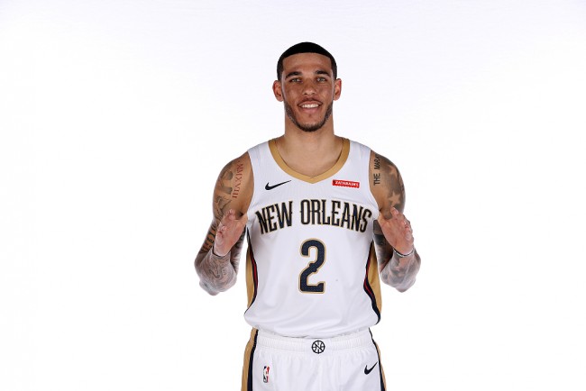 鹈鹕将执行鲍尔和哈特的球队选项